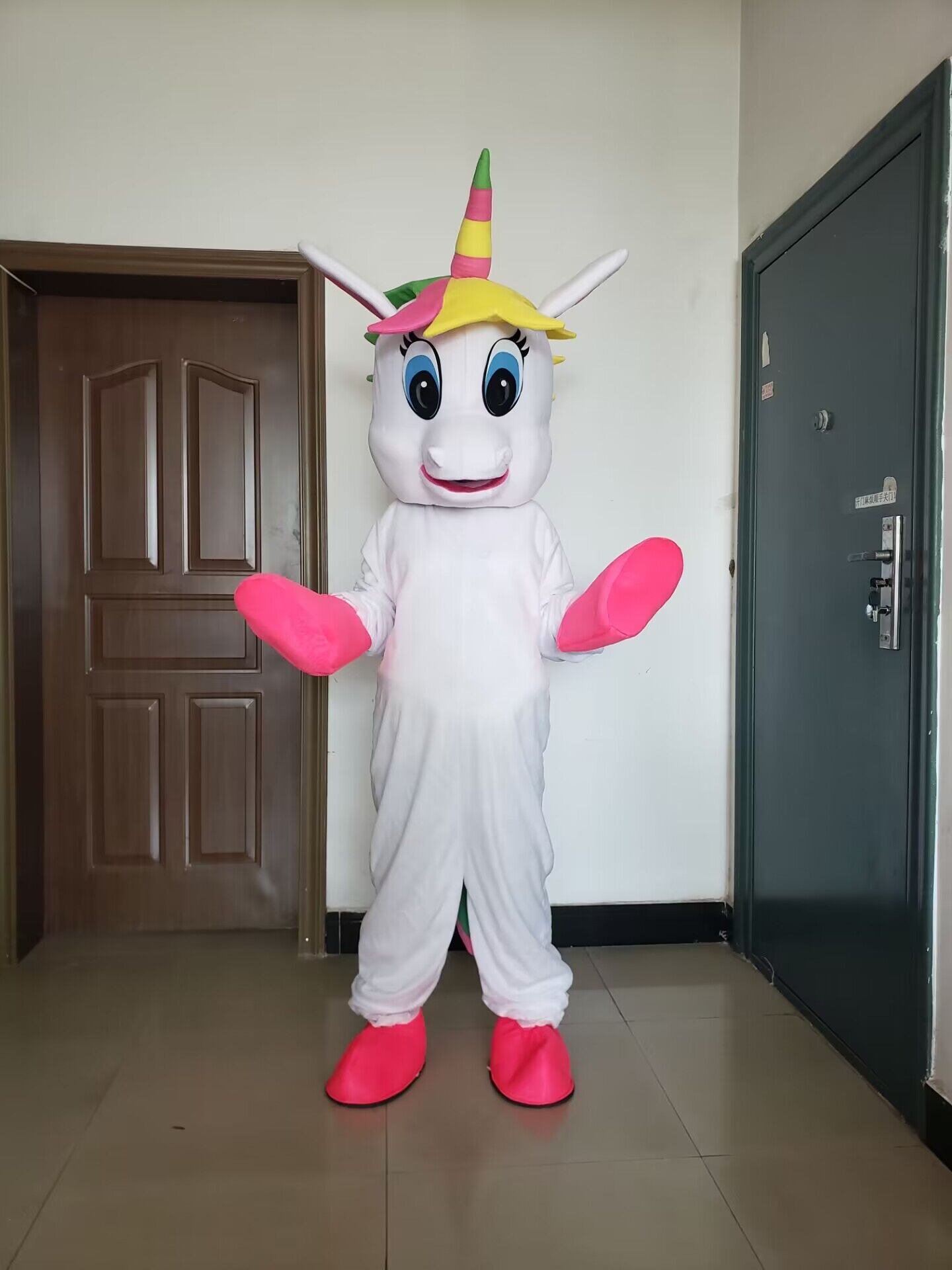 Adult Unicorn Mascot Costume C - Cosplay Prop Business avaliação e preço
