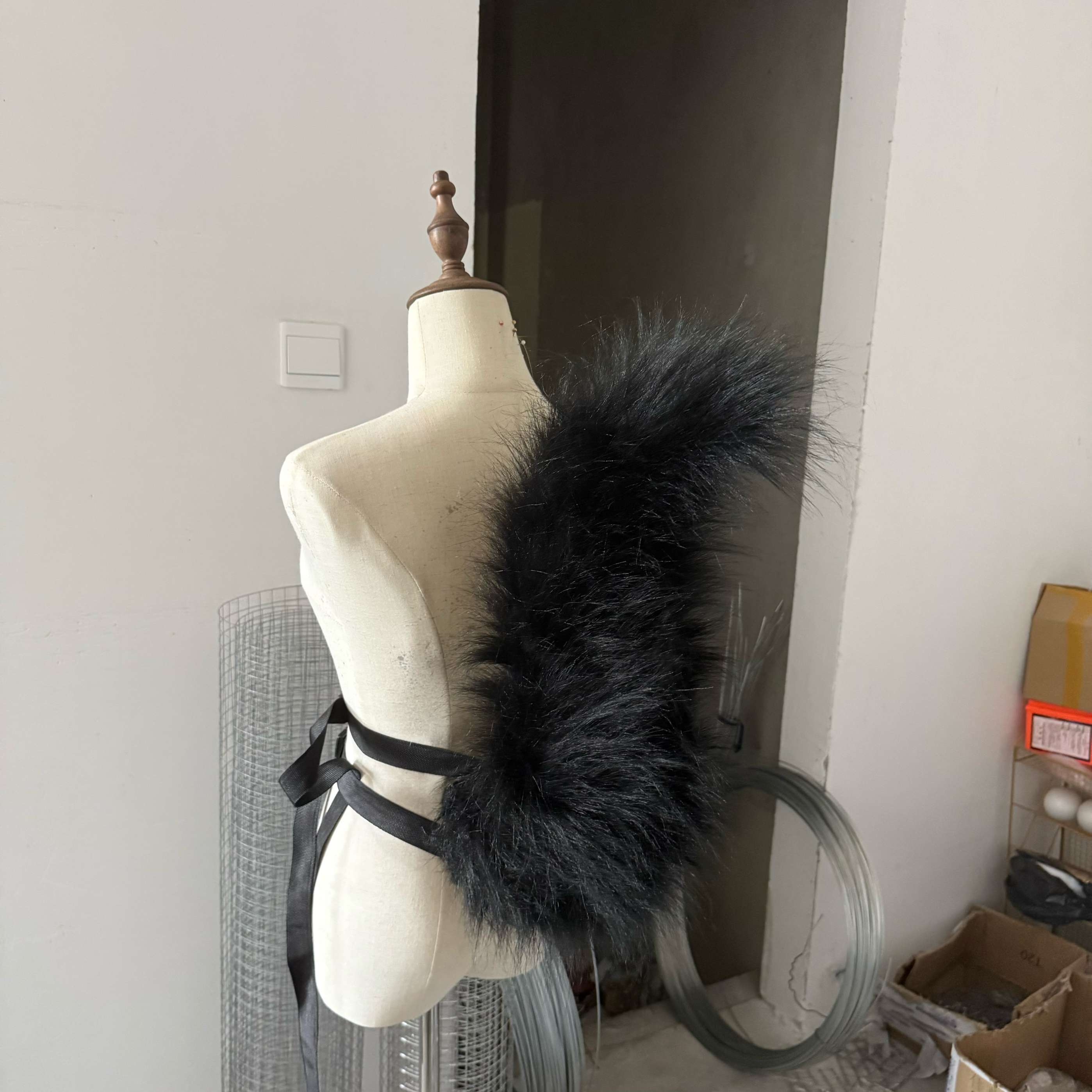 New Hand Made Work Black Squir - Cosplay Prop Works avaliação e preço